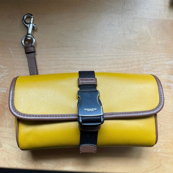 Coach Handbags - Coach Racer Pouch Sungold Smooth Calf Leather pouch